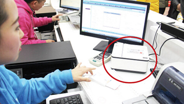 江蘇移動推進電話用戶實名制,配備二代身份證識別設備